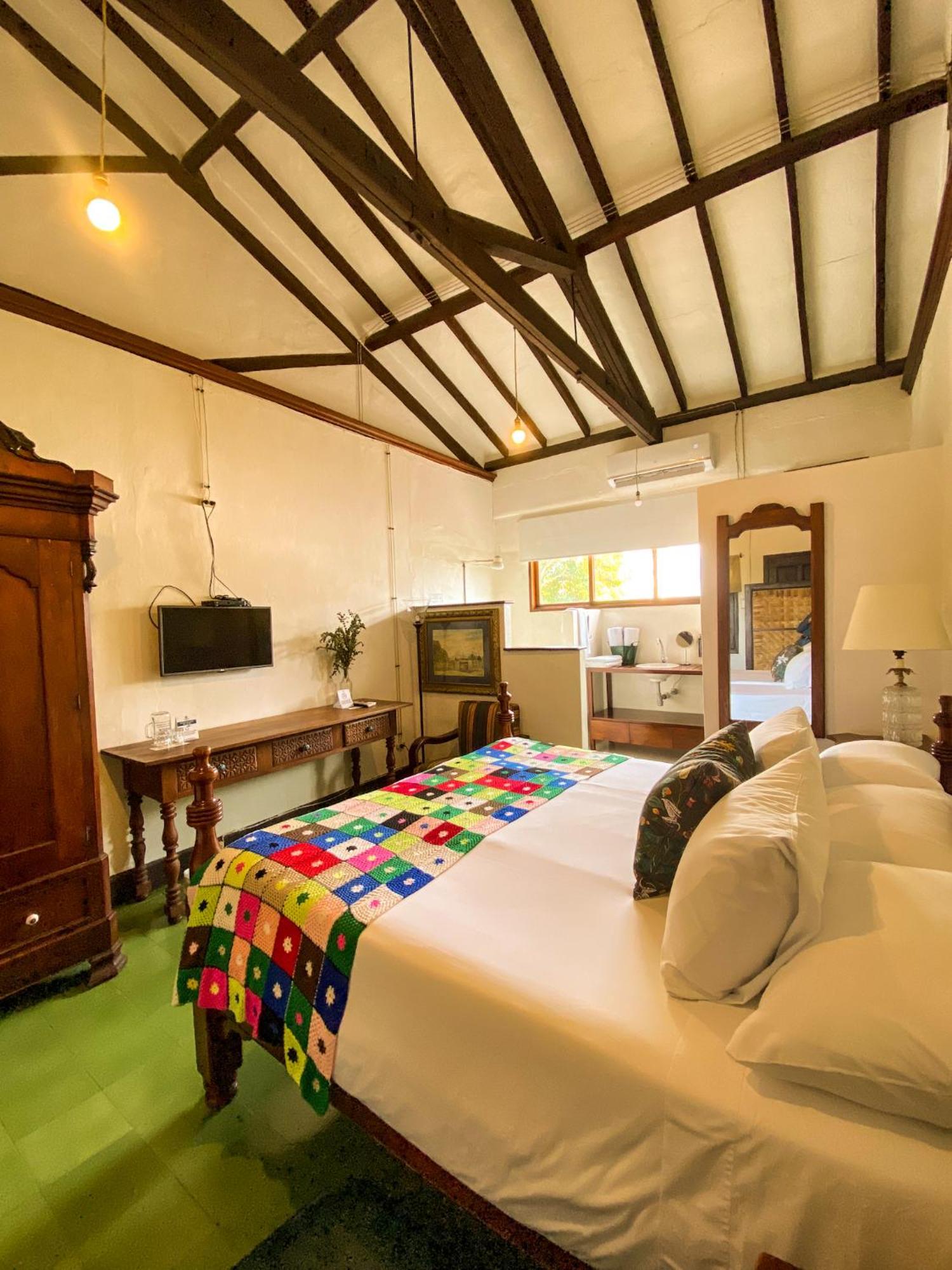 Hotel Mariscal Robledo サンタ・フェ・デ・アンティオキア エクステリア 写真