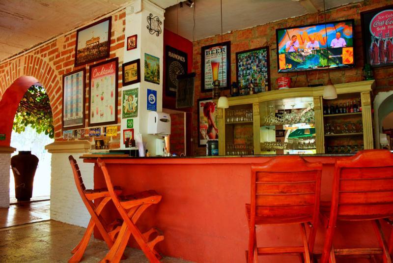 Hotel Mariscal Robledo サンタ・フェ・デ・アンティオキア エクステリア 写真